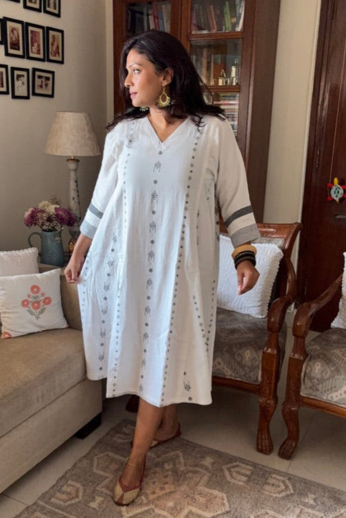 Bani - Handwoven Jamdani soft cotton dress