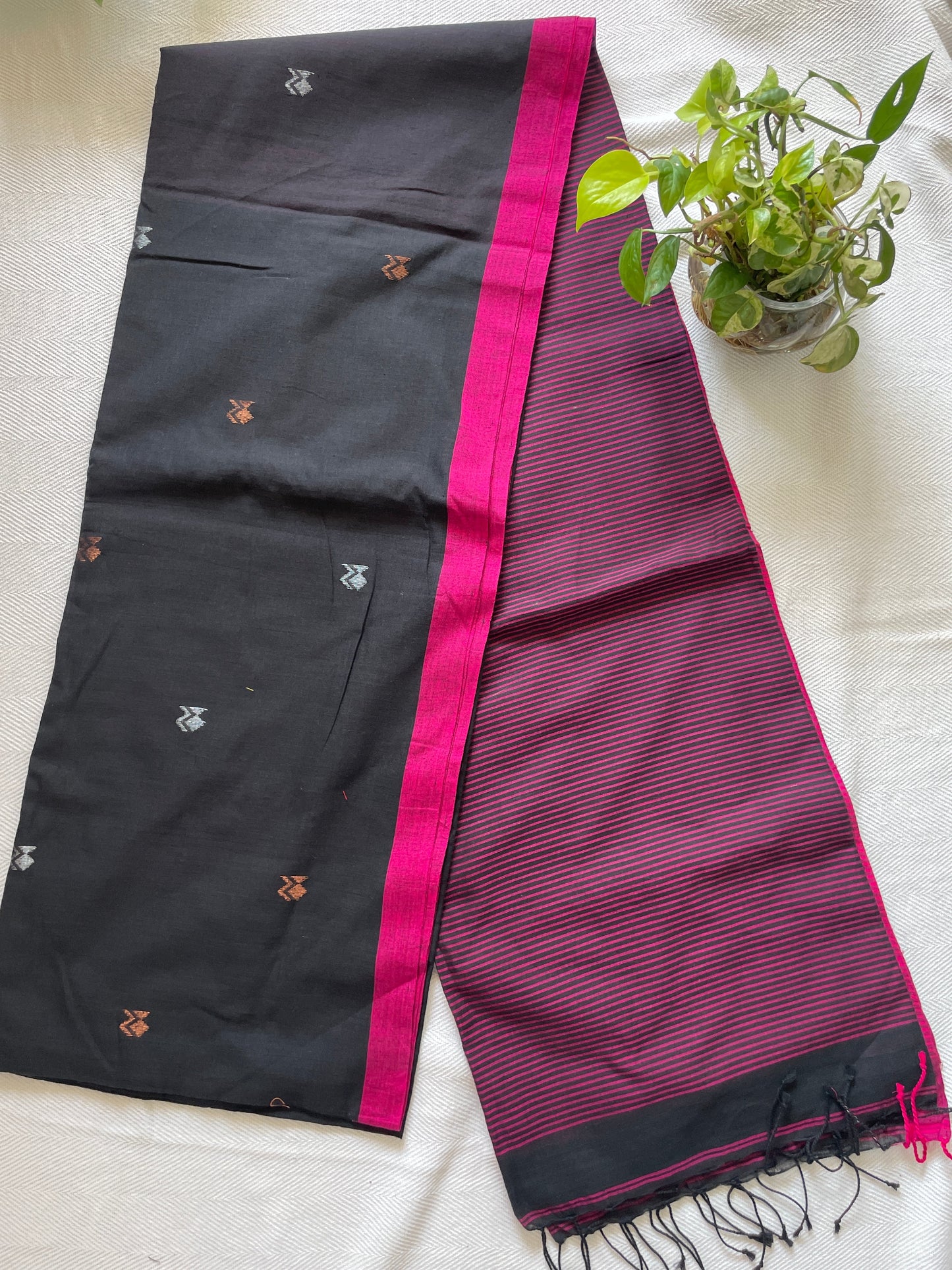 Pure cotton jamdani saree - Black pink