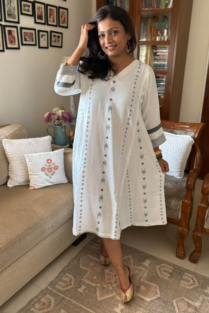 Bani - Handwoven Jamdani soft cotton dress