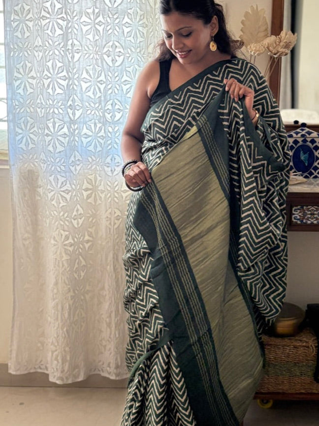 Modal silk handblock zig zag pattern saree - Green