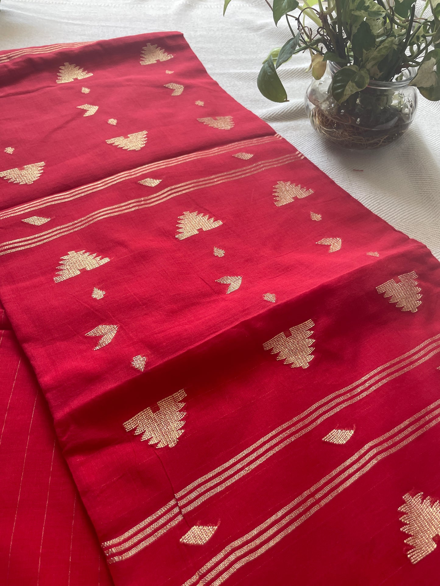 Pure Cotton zari jamdani saree - Red
