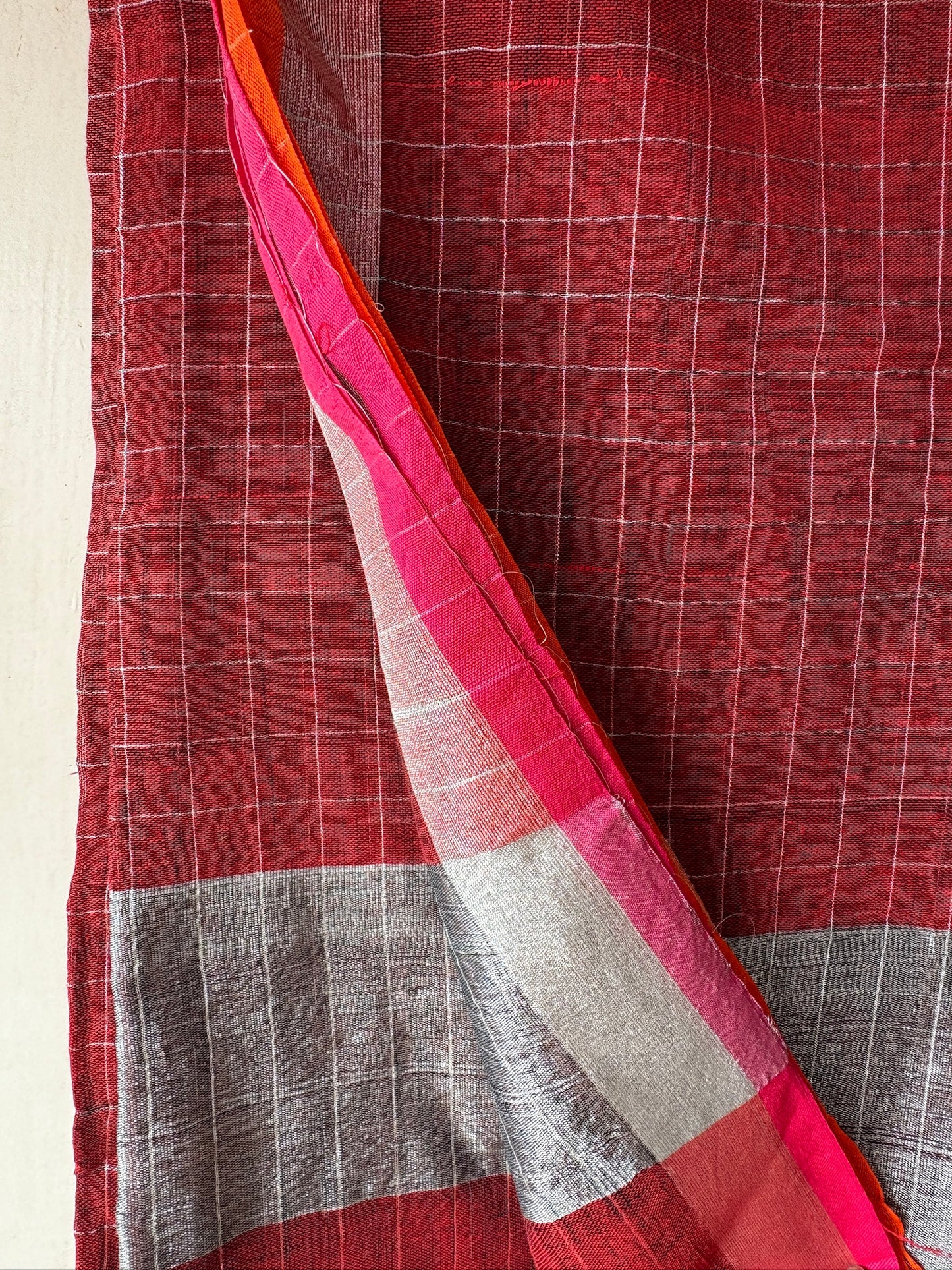 Linen handwoven check saree - Maroon