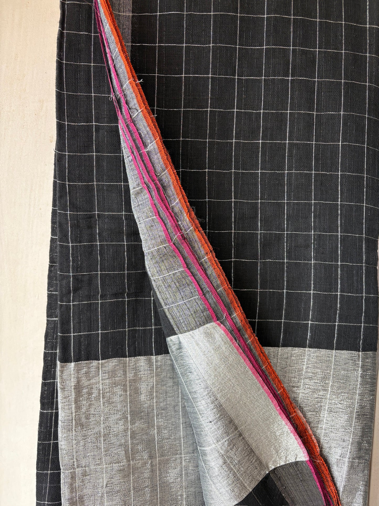 Linen handwoven check saree - Black