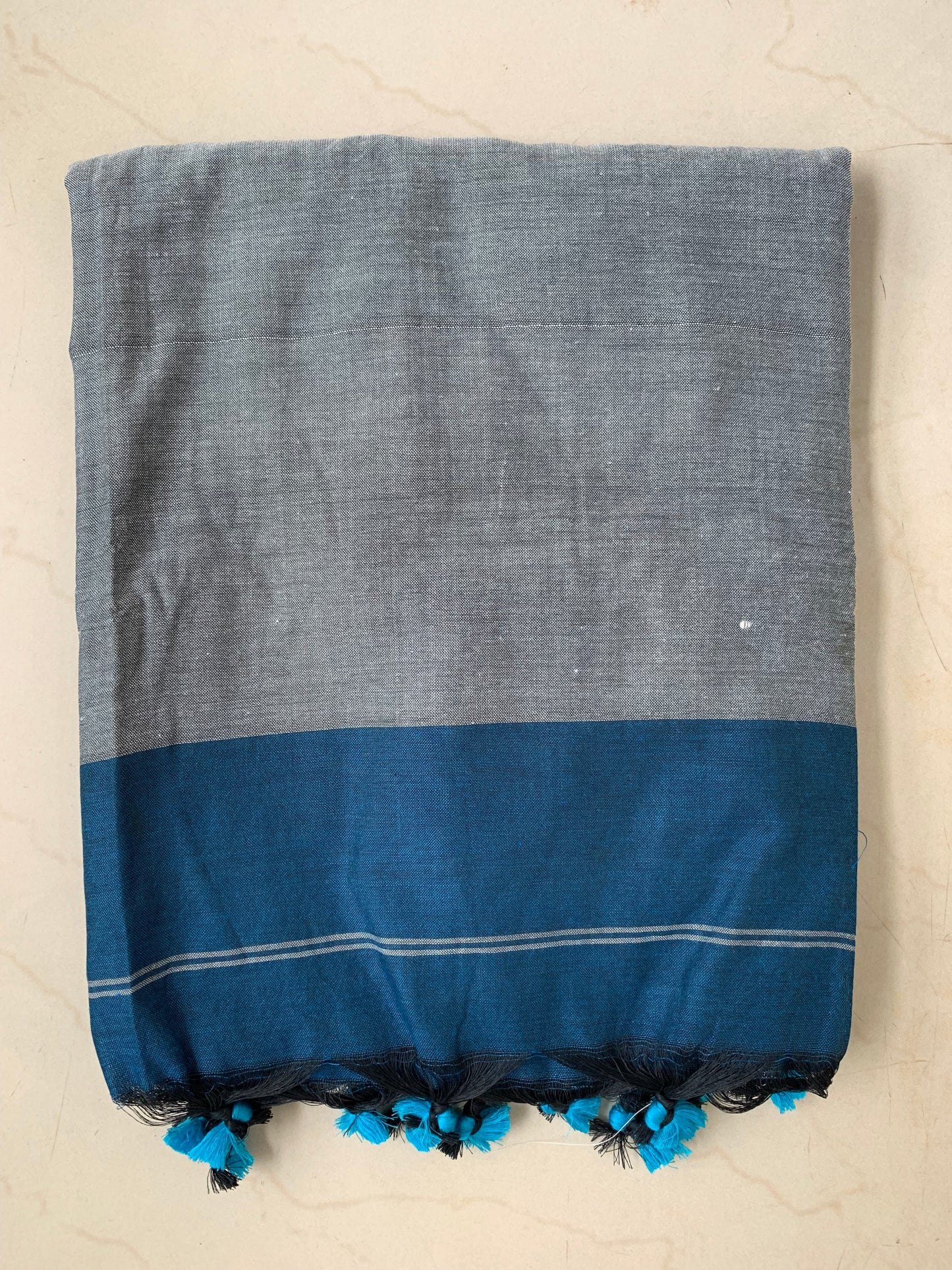 Cotton handloom saree - Grey blue