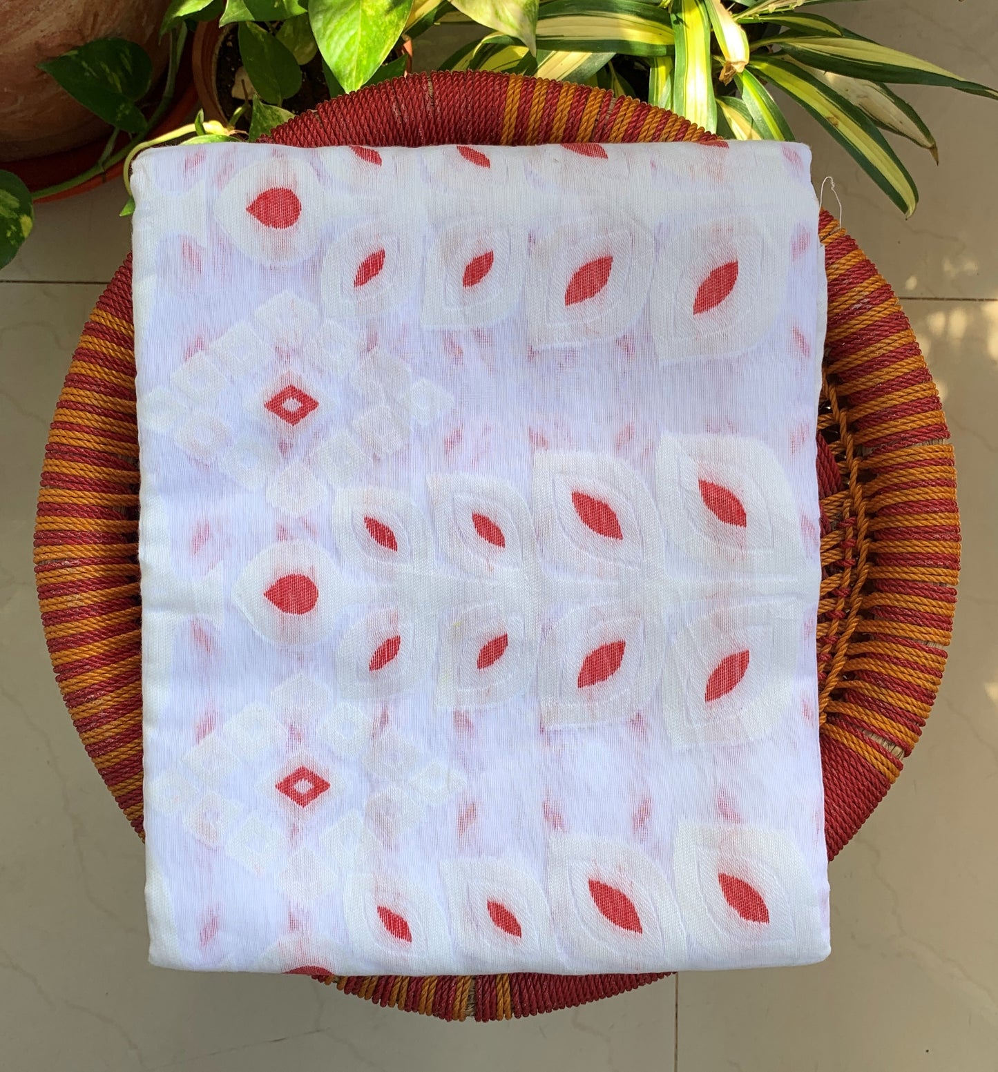 HANDWOVEN PURE COTTON DHAKAI JAMDANI SAREE