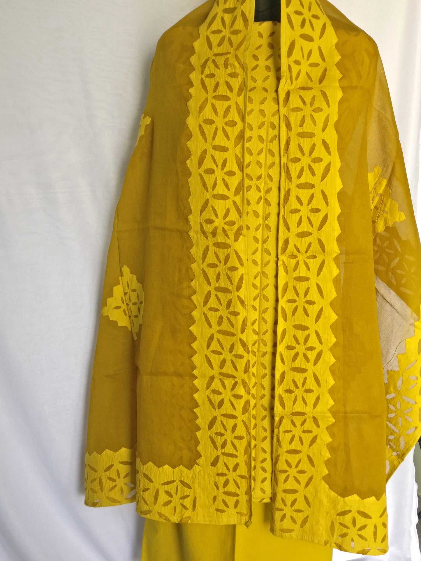 3 Pc. Suit Fabric - Cotton - Kurta & Dupatta with Applique Work and Bottom