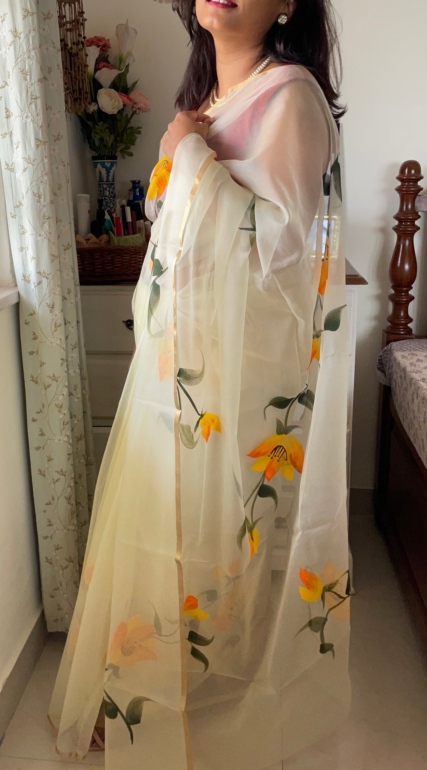 ORGANZA SAREE HANDPAINTED LIGHT YELLOW