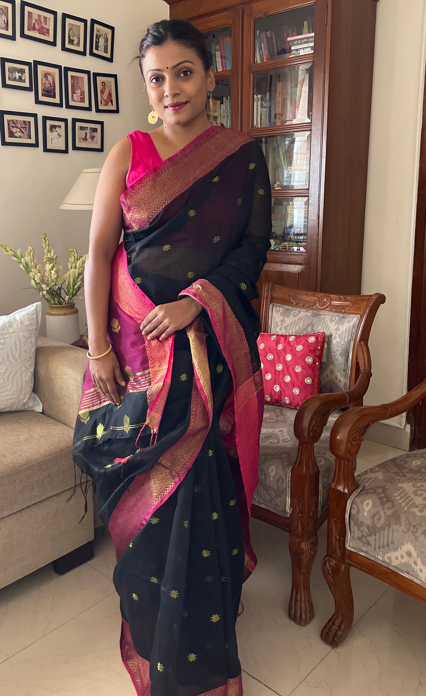 Cotton silk handwoven saree - Black & pink