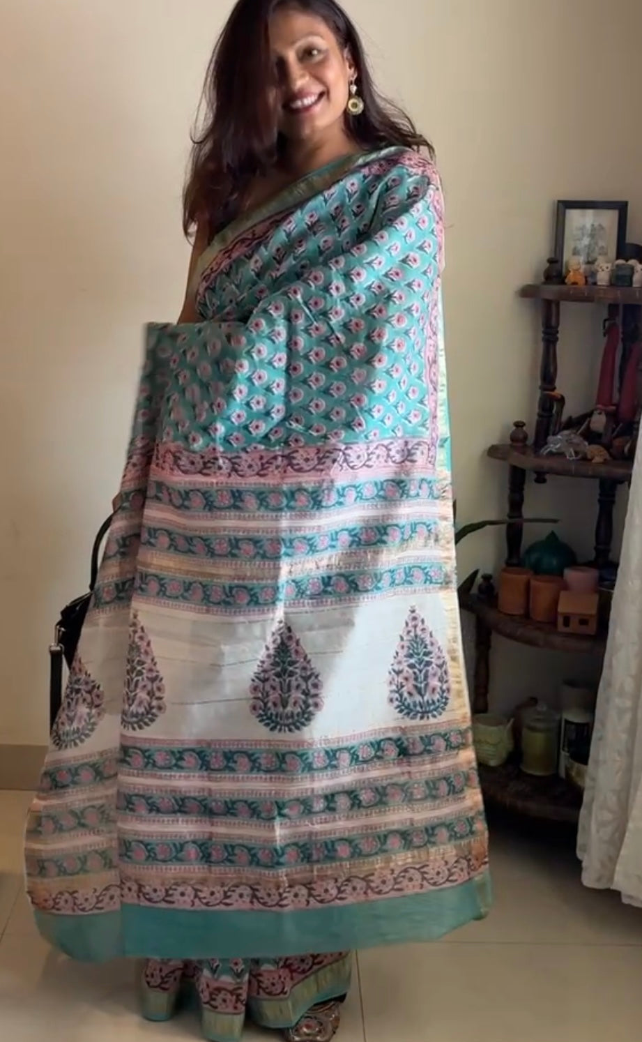 Maheshwari silk hand-block print saree - Green Phool