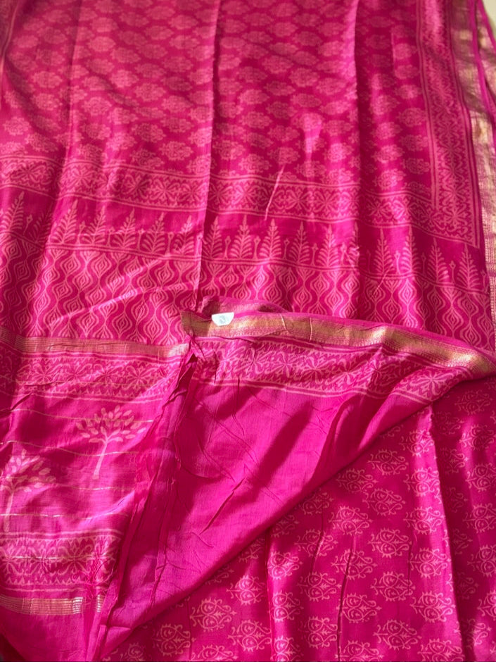Maheshwari silk handblock printed saree - Rani Pink