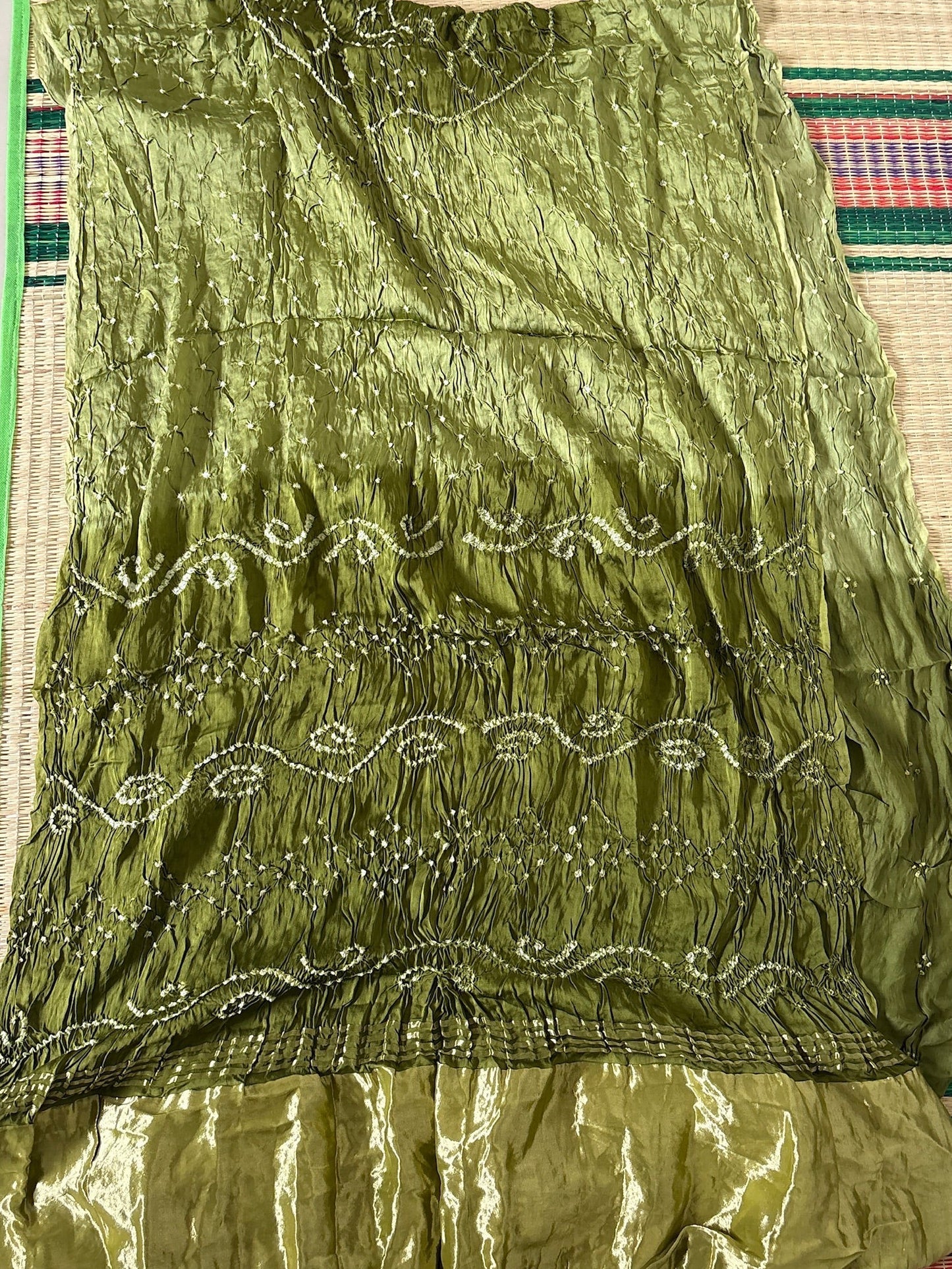 Bandhani Gajji silk saree with Laadu design - Green