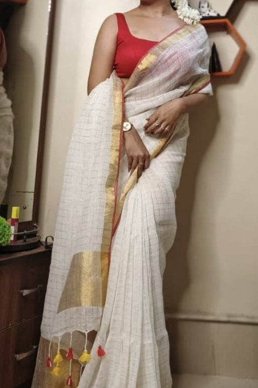 Linen handwoven check saree - white
