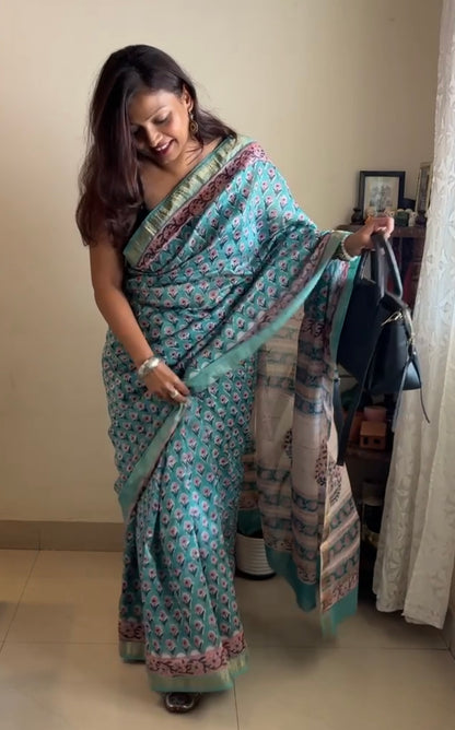 Maheshwari silk hand-block print saree - Green Phool