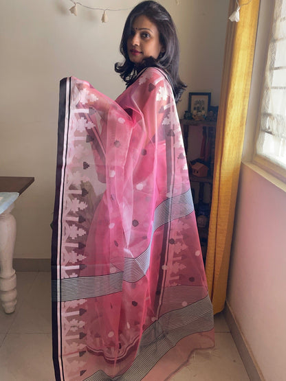 Muslin silk Jamdani saree - Pink