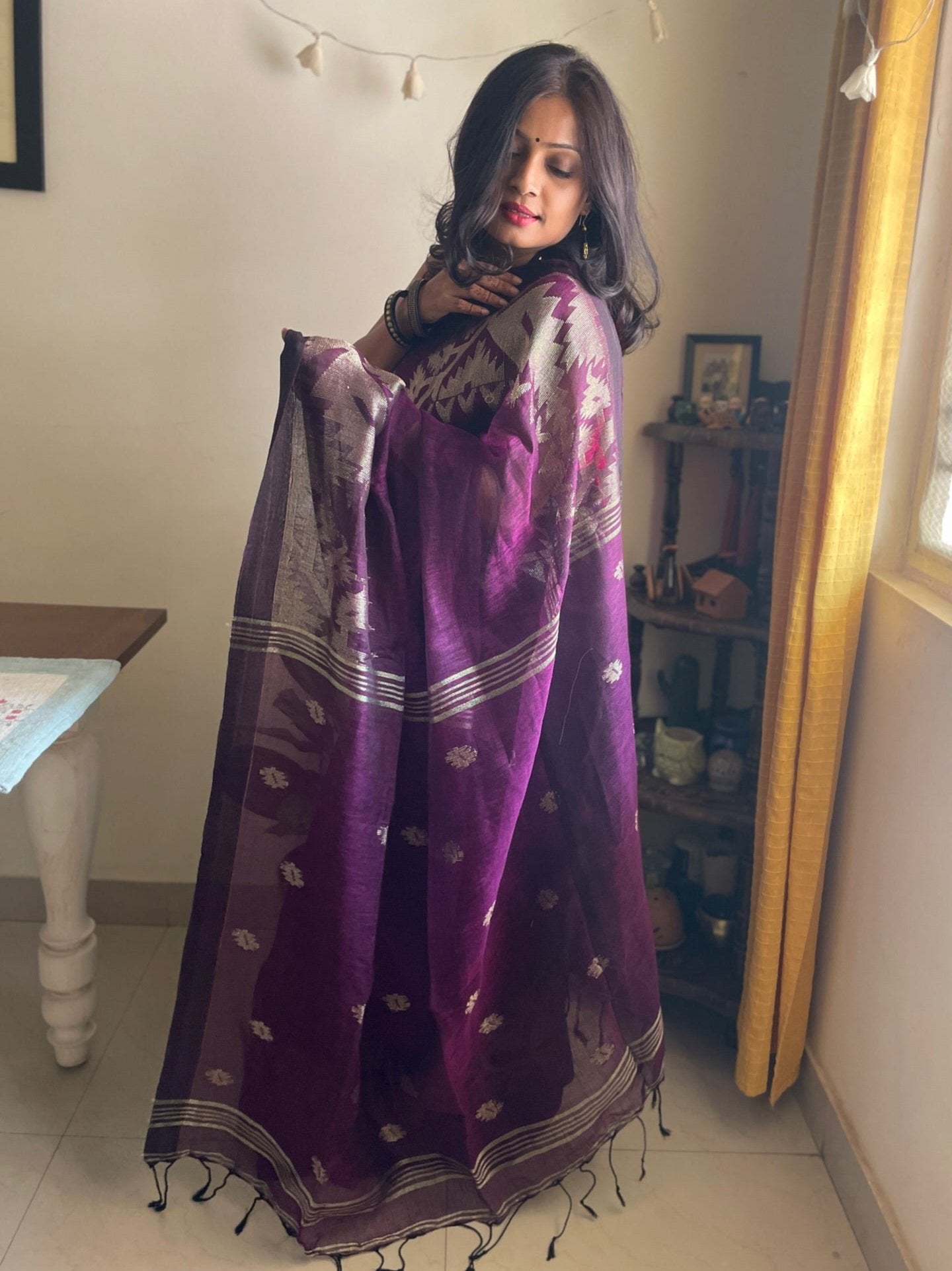 Linen Zari Jamdani saree - Jamun2