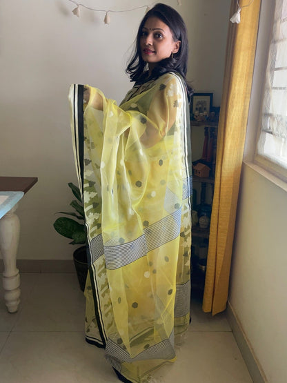 Muslin silk Jamdani saree - Yellow