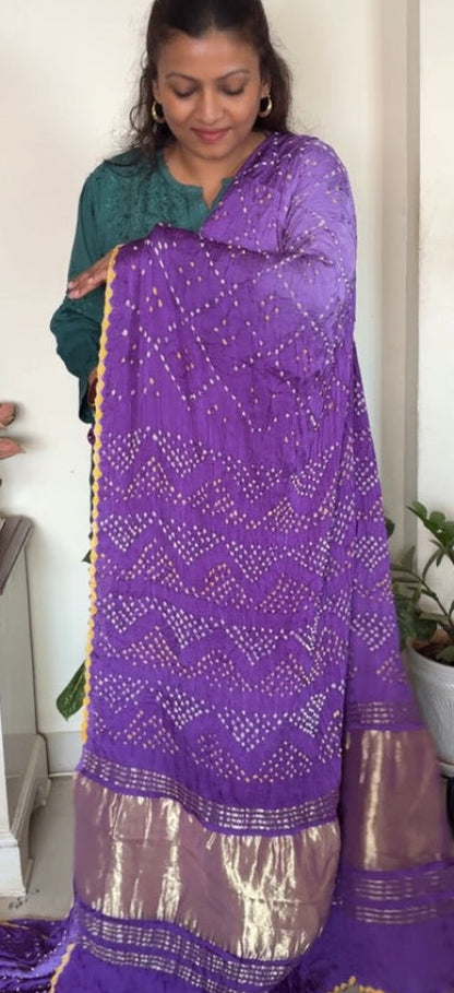 Bandhani Gajii silk saree - Purple