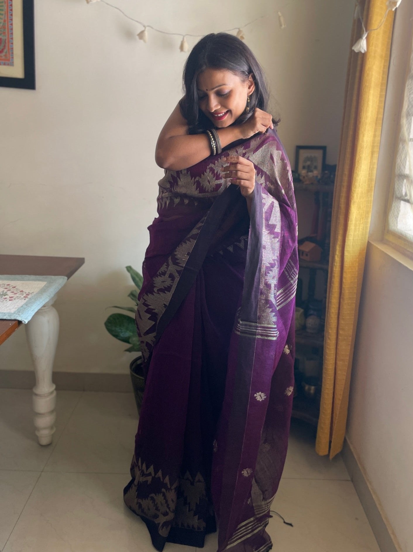 Linen Zari Jamdani saree - Jamun2