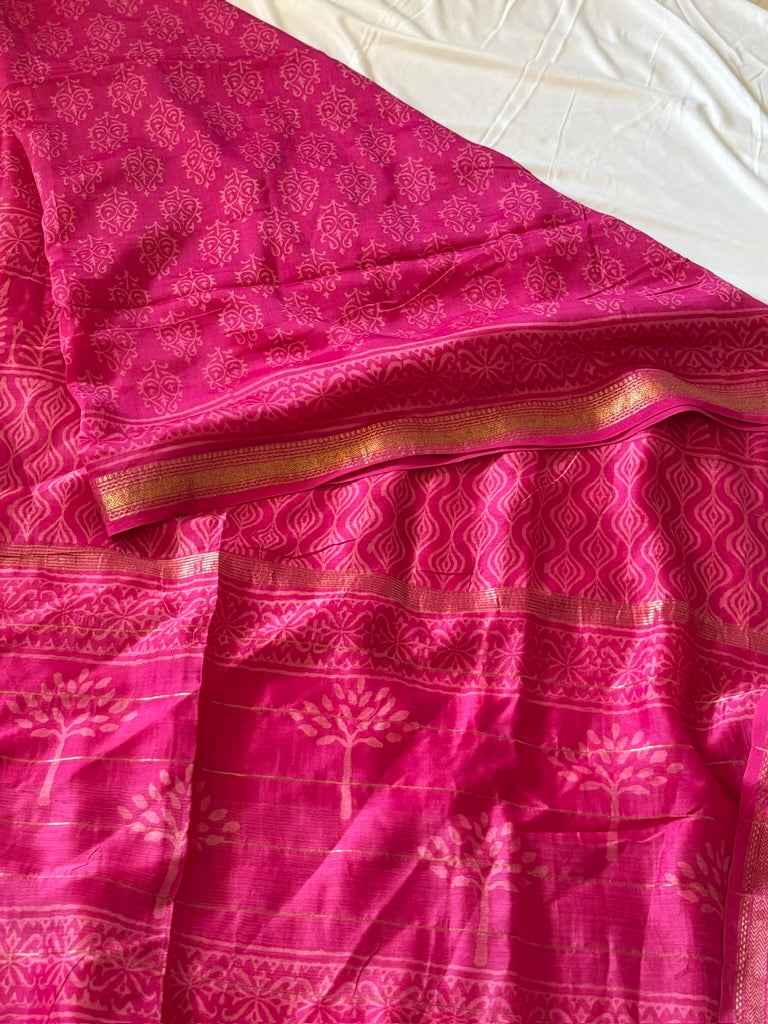 Maheshwari silk handblock printed saree - Rani Pink