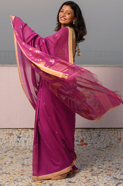 Pure cotton Jamdani saree with zari - Rani pink