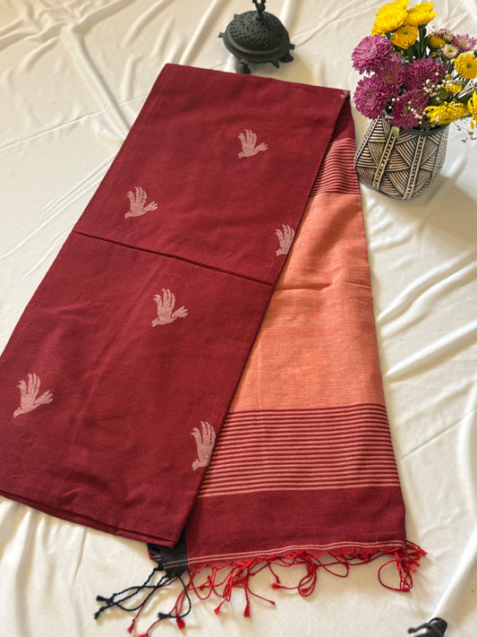 Handwoven cotton Jamdani saree - Bird motif