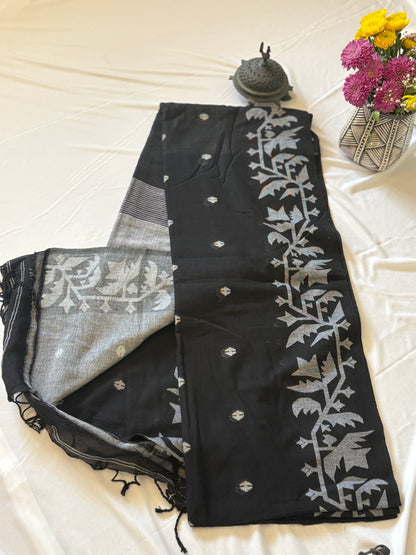 Handwoven soft cotton Jamdani saree - Black